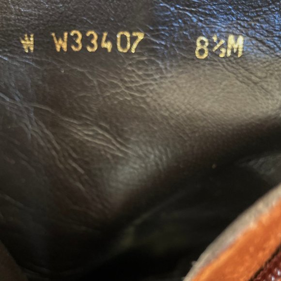 New STUART WEITZMAN Notazzie Suede Bootie - Picture 9 of 10